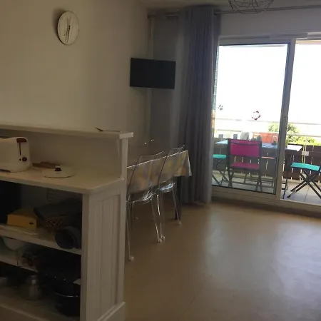 アパート Renove Bord De Avec Balcon Et Parking A - Fr-1-336-79